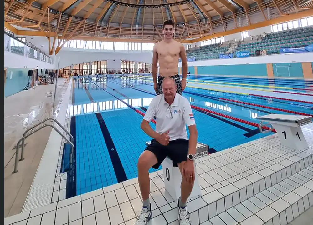 Wouter en Diederick op EK Vinzwemmen in Hongarije